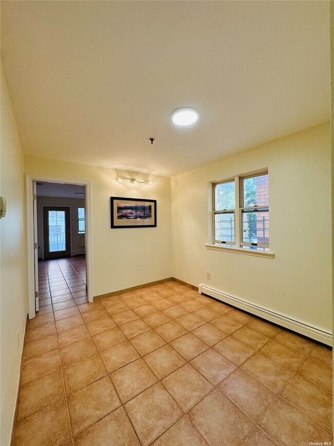 Building Photo - 33-26 Union St