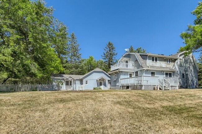 Building Photo - 4330 Wilson St, Minnetonka, MN, 55345