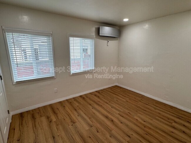 Building Photo - 5762 Cedar Ave