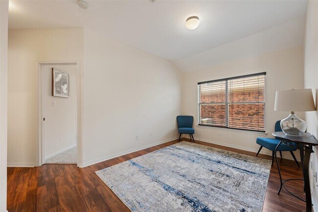 Building Photo - 221 Stone Crest Blvd