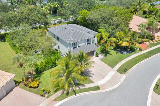 Building Photo - 4661 Manderly Dr