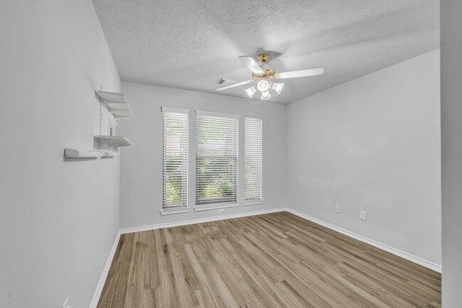 Building Photo - 5418 Timber Quail Dr