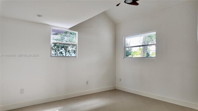 Building Photo - 1721 Fletcher St