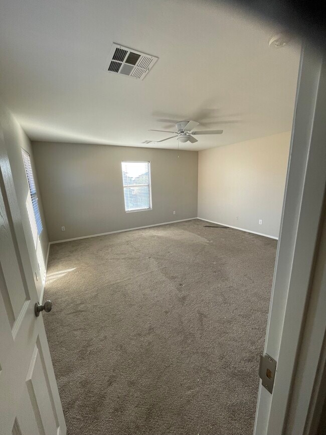 Building Photo - 4339 E Shapinsay Dr