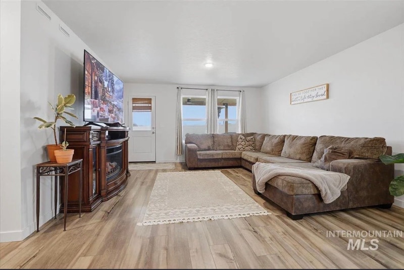 Building Photo - 3225 E Mossy Rock Ct