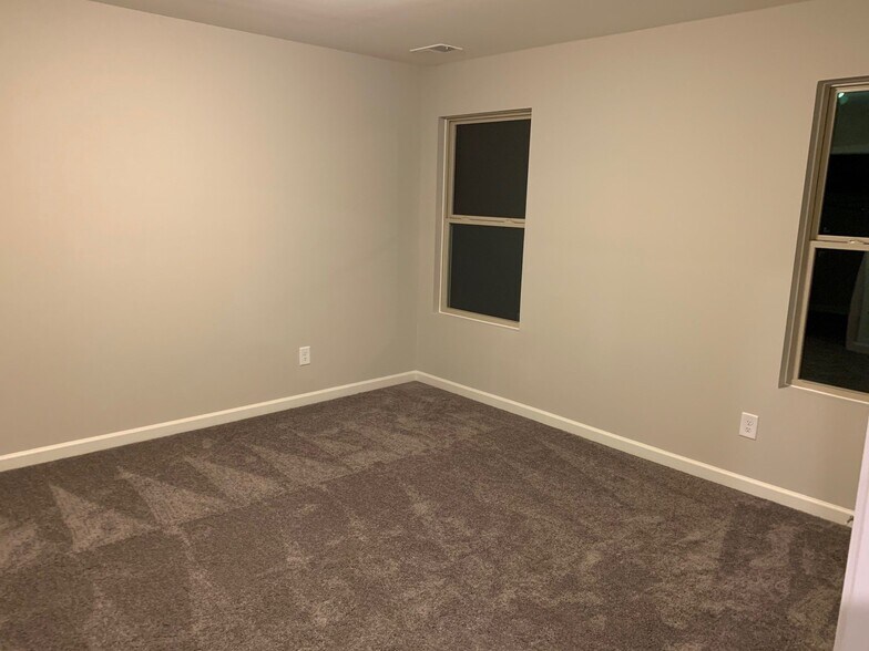 Building Photo - 6260 Townley Way