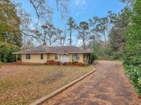 Building Photo - Pecan Units