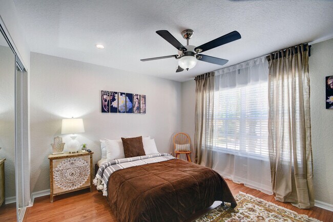 Building Photo - 4006 Bahia Isle Cir