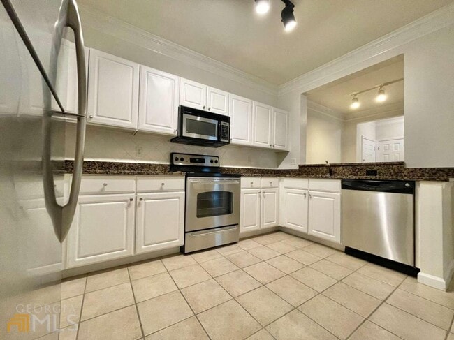 Building Photo - 1234 Westchester Ridge NE