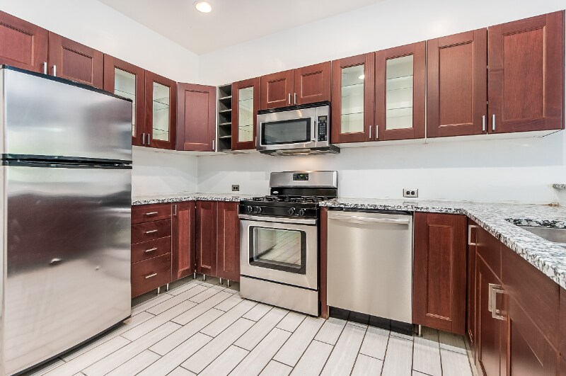 Building Photo - 2469 Indiana Ave