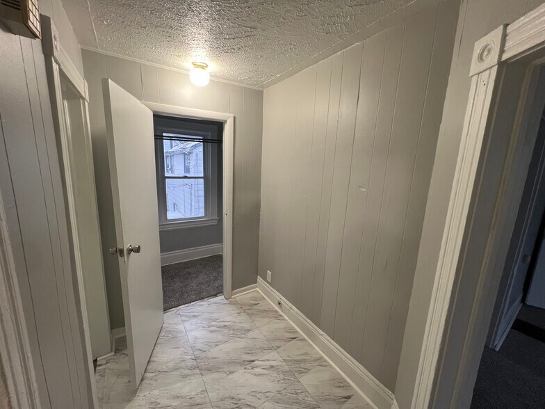 Closet - 101 Superior St