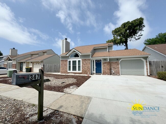Primary Photo - Beautiful 3 Bedroom Home in Fort Walton Be...