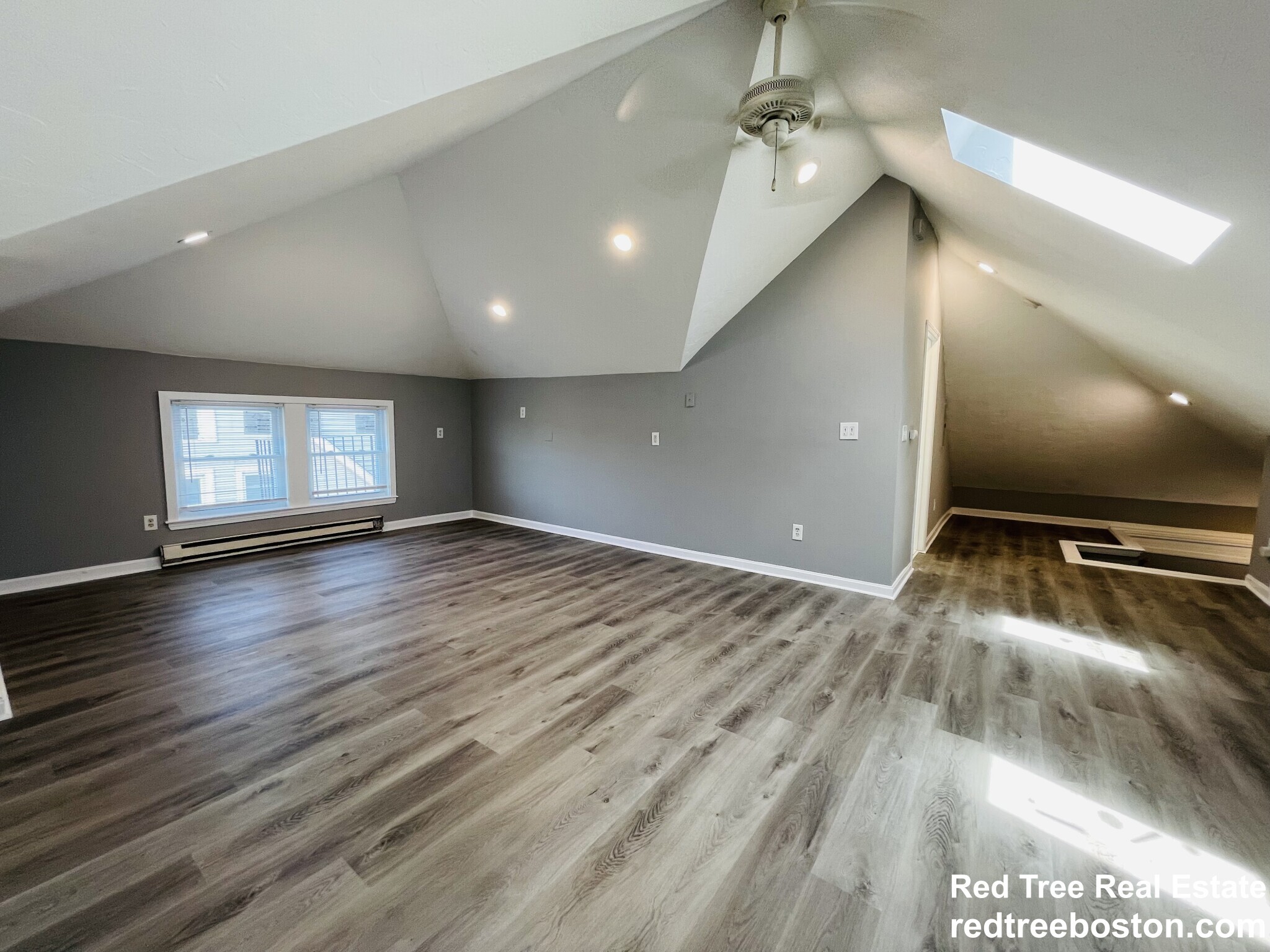 Building Photo - 187 Fellsway W