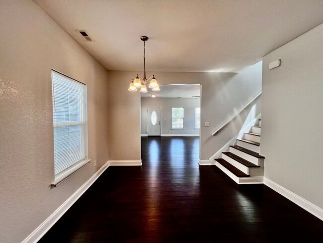 Building Photo - Gorgeous 4 bedroom 3 bath new construction...