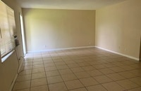 Building Photo - 513 SW 2nd Ct