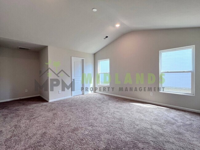 Building Photo - 645 Wild Tulip Ct