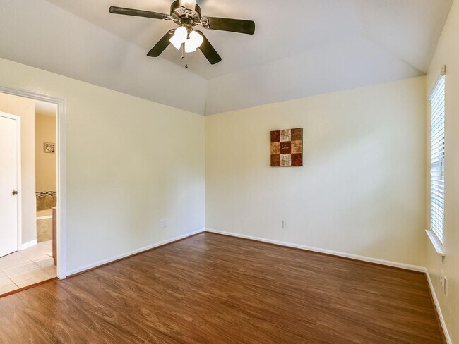 Building Photo - 14819 Cobre Valley Dr