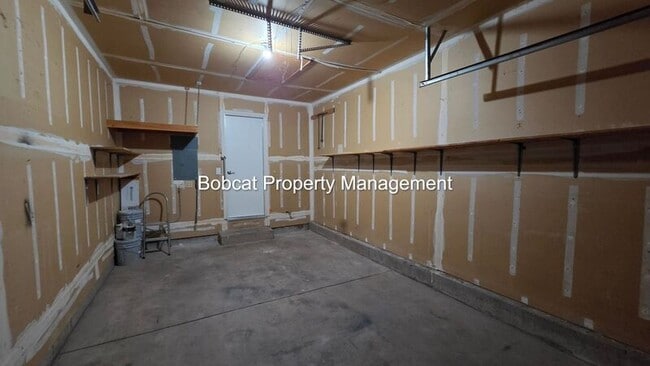 Building Photo - 1461 Hussman Ave