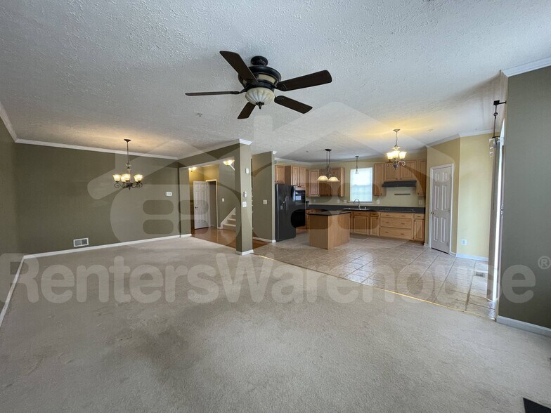 Building Photo - 217 Colgate Dr