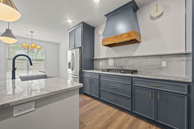 Building Photo - 1509 Padova Ave