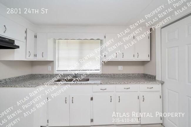 Building Photo - 2801 24th St