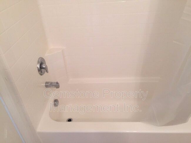 Building Photo - 4938 Art St