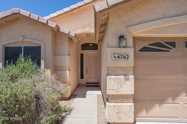 Building Photo - 6762 W Del Mar Ln