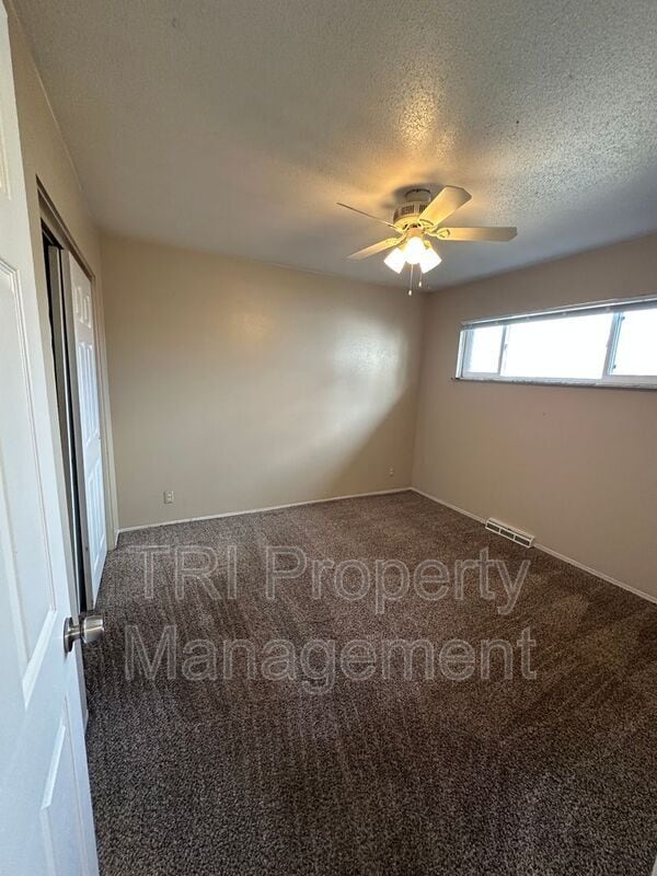 Building Photo - 1517 10th Ave