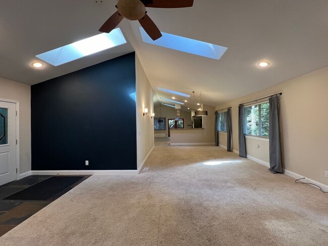 Building Photo - 2,280 Square Foot modern Three bedroom two bath multi  level home, large yard, decks, cathedral c...