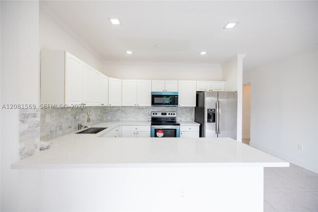 Building Photo - 17350 NW 67th Ave