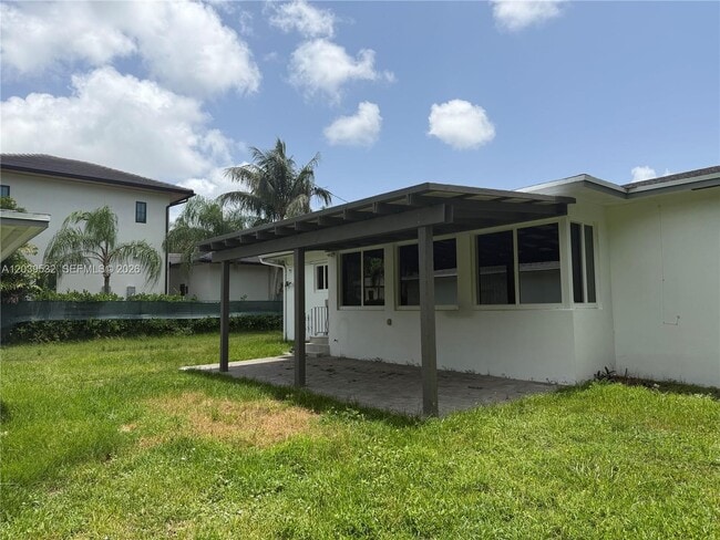 Building Photo - 7840 SW 71st Ave