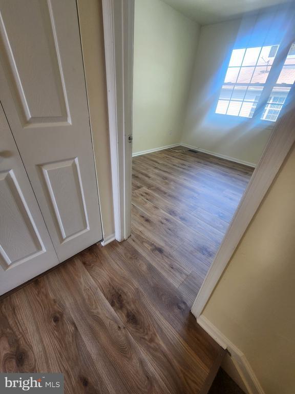 Building Photo - 3021 S Grove