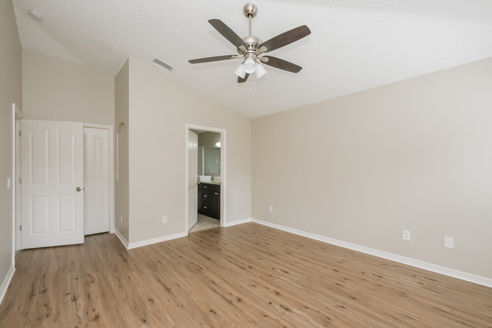 Building Photo - 5616 Brookdale Way