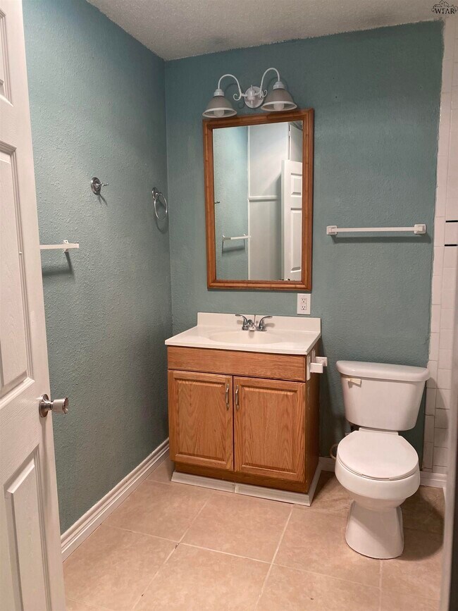 Building Photo - 5208 Allegheny Dr