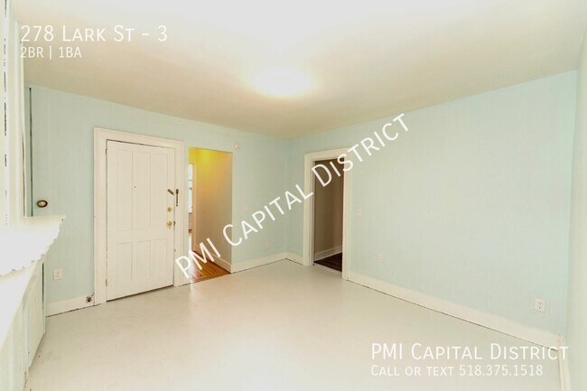 Building Photo - 278 Lark St