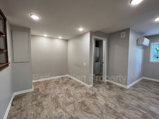 Building Photo - 179 Forest Hill Dr