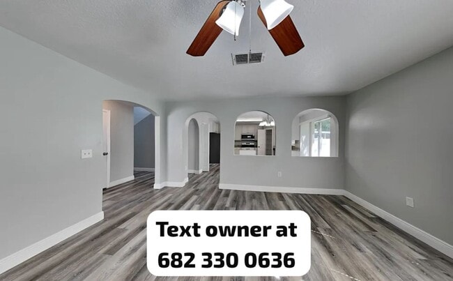 Building Photo - 16440 Corner Lake Dr