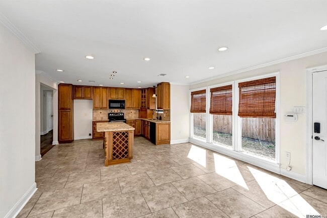 Building Photo - 2752 Galahad Dr