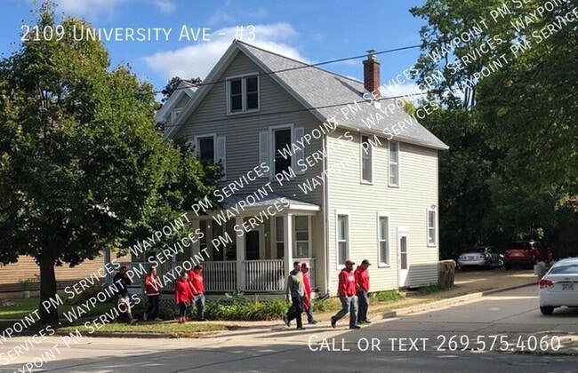 Primary Photo - 2109 University Ave