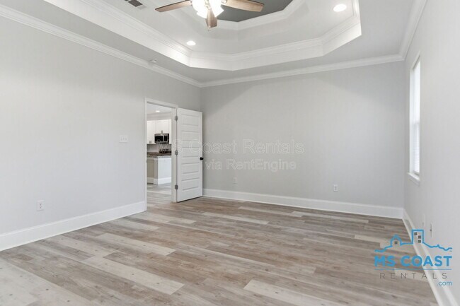 Building Photo - 15334 Oak Creek Cove