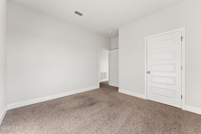 Building Photo - 3000 Rachel Pl