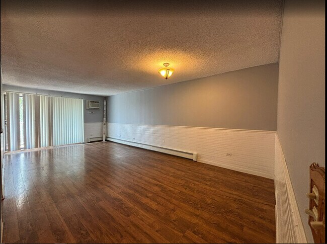 Building Photo - 231 S Gregory St