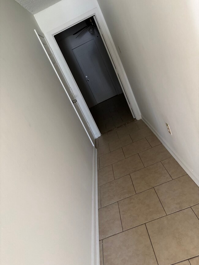 Building Photo - 15013 Forest Grove Ave