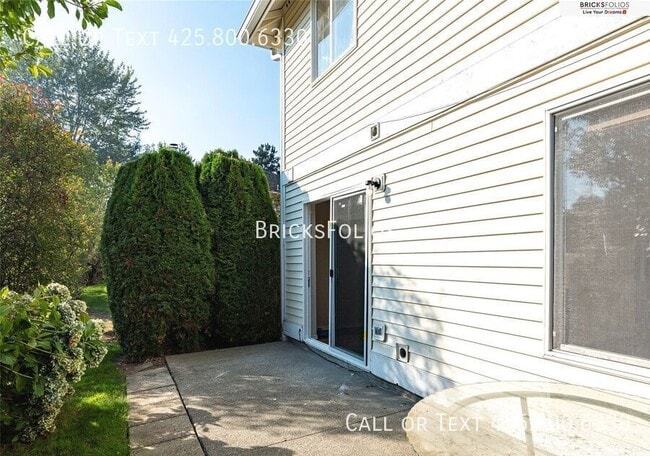 Building Photo - 927 132nd St SW