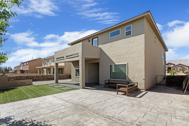 Building Photo - 12352 Stansbury Dr