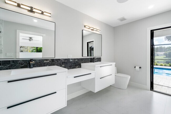 Building Photo - 3432 Pine Haven Cir