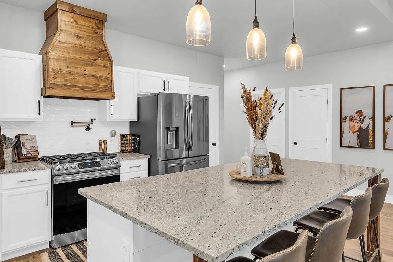 Building Photo - 205 Kelso Mesa Dr