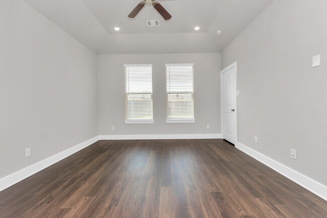 Building Photo - 10502 Moon Vly Ln
