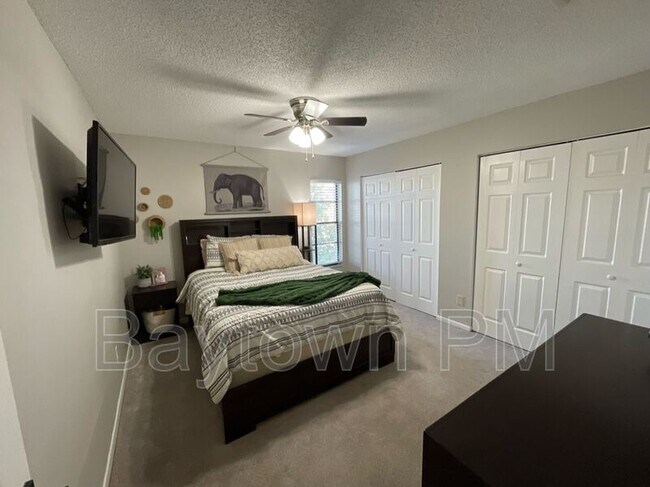 Building Photo - 5108 Ravensdale Way