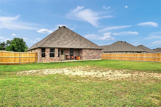 Building Photo - 102 Prairie Grass Dr